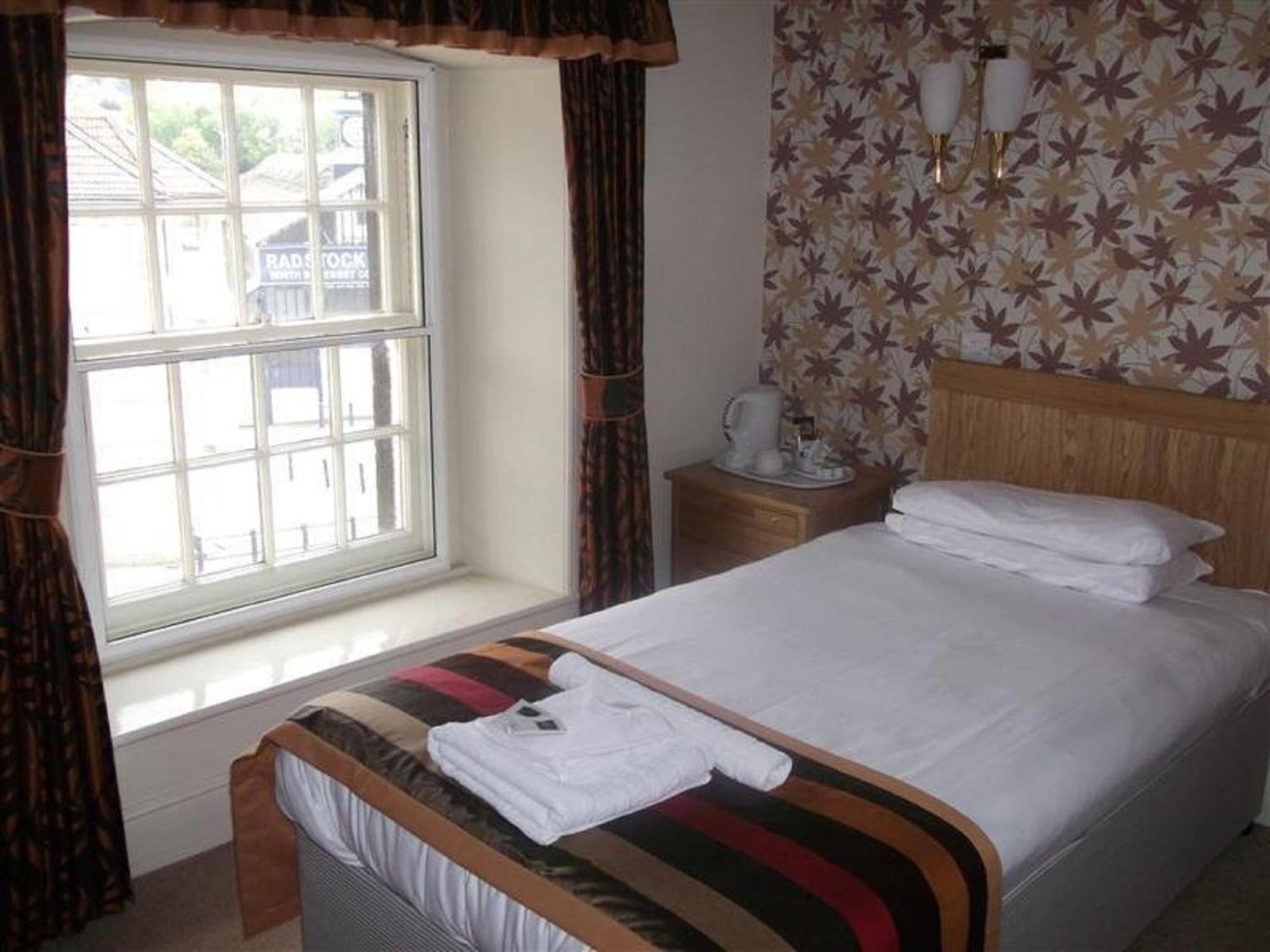 Radstock Hotel Near Bath Eksteriør bilde